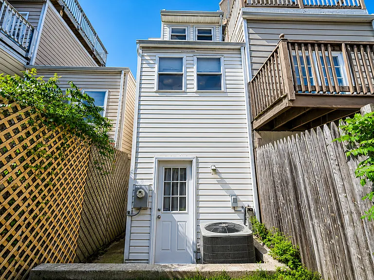 305 S Collington Ave — Photo 22