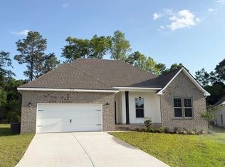 2718 Louis Cir, Crestview, FL 32536