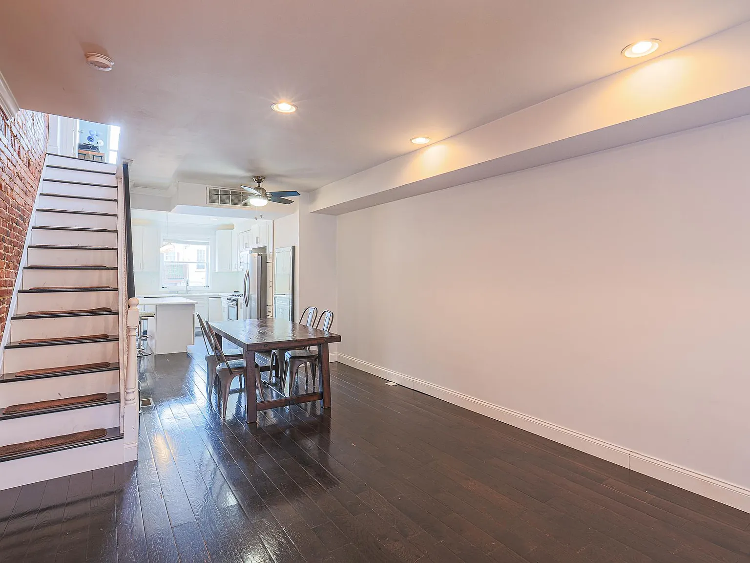 236 S Bouldin St — Photo 2