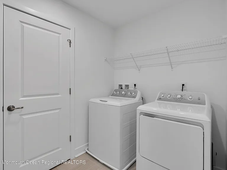 110 Woolley Ct — Photo 19