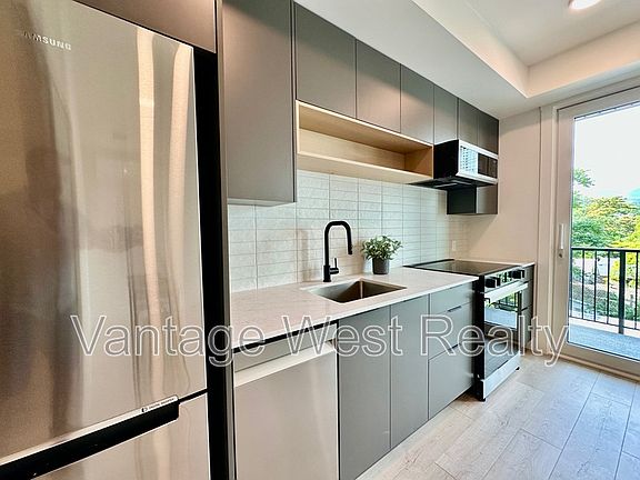 3rd image of 620 Coronation Ave #308