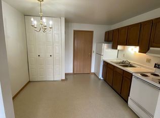 2603 7th Ave S #9902570, Grand Forks, ND 58201