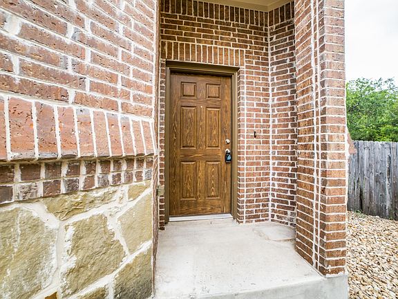 5th image of 7106 Faith Way #101