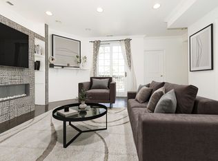 1422 N Noble St APT 3N, Chicago, IL 60642