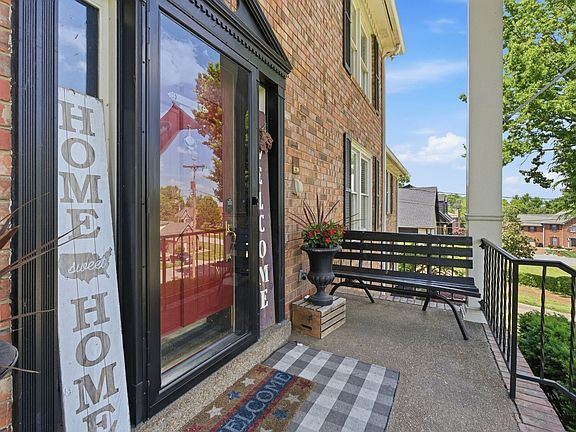 3rd image of 605 Bell Ridge Trce