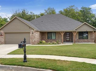 780 E 139th Pl, Glenpool, OK 74033