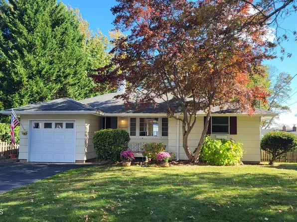 2404 Lenape Trail, Manasquan, NJ 08736