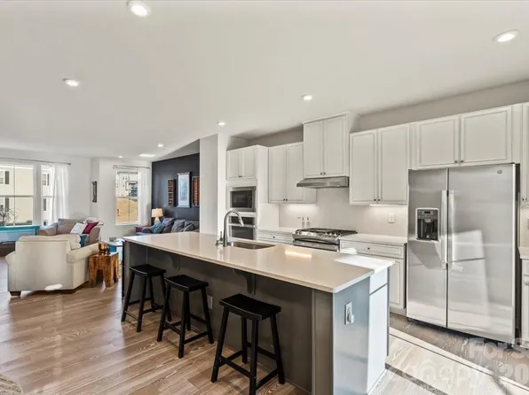 606 Crudent Rd, Tega Cay, SC 29708