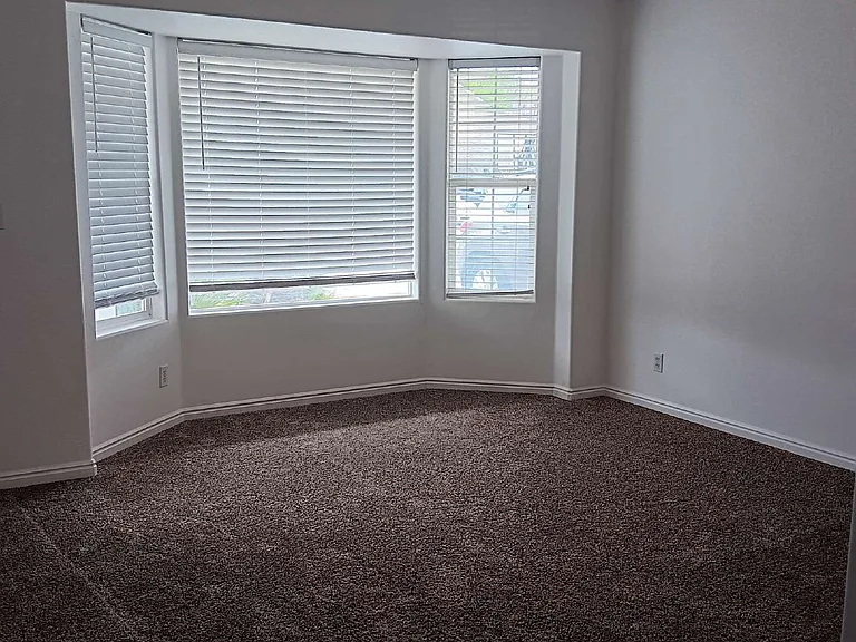 1947 E Forty South Cir — Photo 20