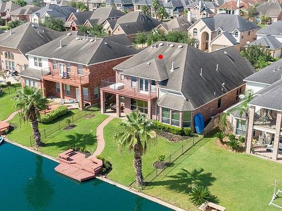 3rd image of 18031 Billabong Crescent Ct