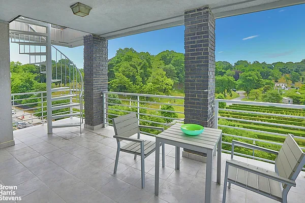 Sold by Brown Harris Stevens | media 6