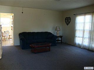2nd image of 2212 Lori Ln