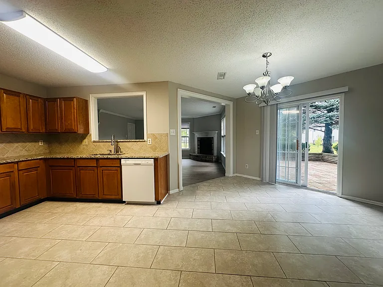 10703 Howe Rd — Photo 9