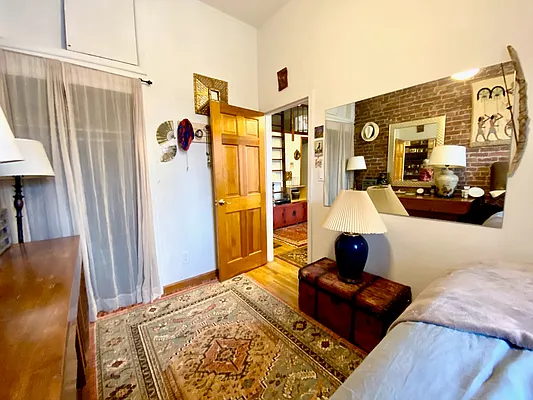 Rented by JK Dansar Corp | media 13