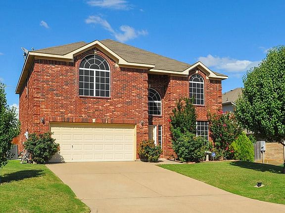 2nd image of 2804 Chesterwood Ct