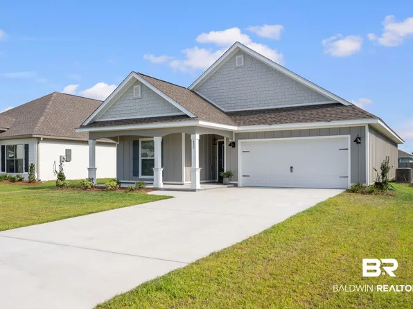 453 Parkerman Ave, Gulf Shores, AL 36542