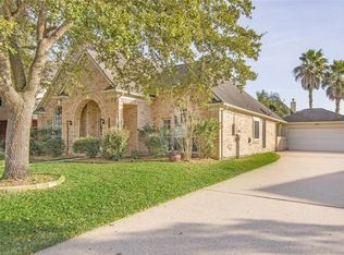2115 Shaly Breeze Ln, League City, TX 77573