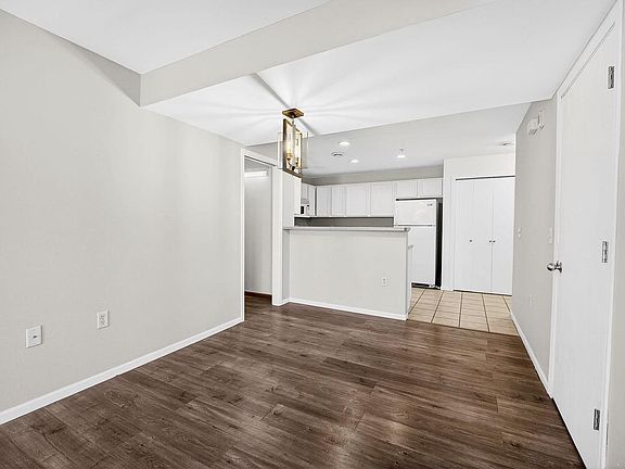 5th image of 6720 FAIRHAVEN Road #10