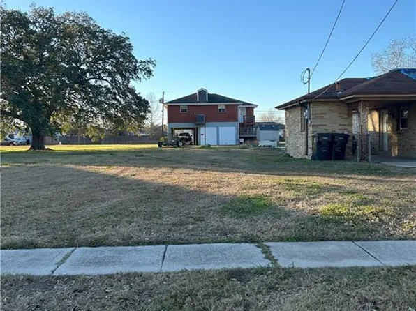 1710 Aycock St, Arabi, LA 70032