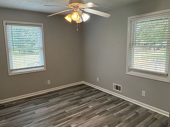5th image of 2864 High Brook Way SE