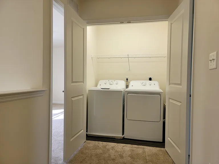 30 Howard Dr — Photo 13
