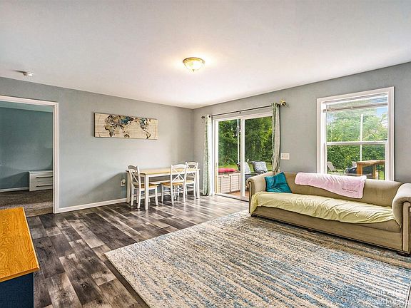 3rd image of 11471 Whitehorn St