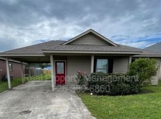 23910 Southpark Ln, Denham Springs, LA 70726