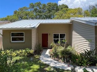3927 Jamaica St, Sarasota, FL 34233