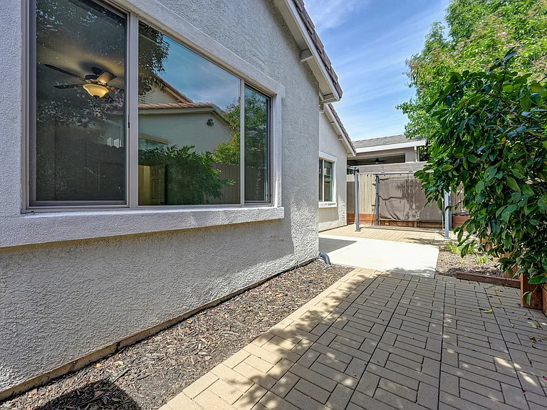 2232 Ranch View Dr — Photo 35