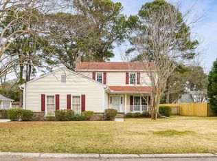 710 Chatter Rd, Mount Pleasant, SC 29464