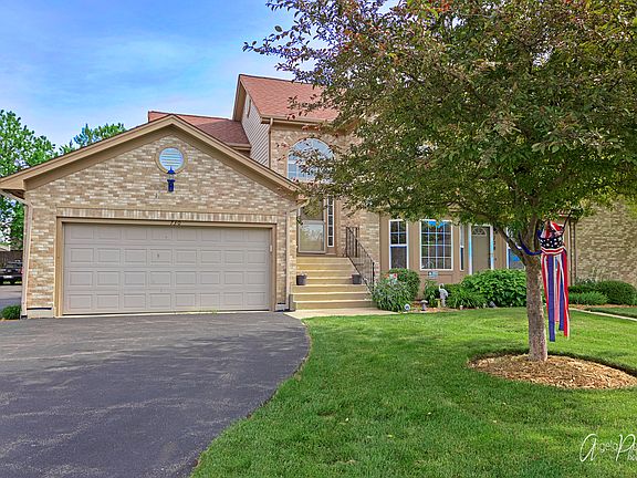 2nd image of 730 Kresswood Dr #730