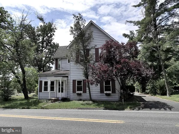 7813 Bradshaw Rd, Upper Falls, MD 21156