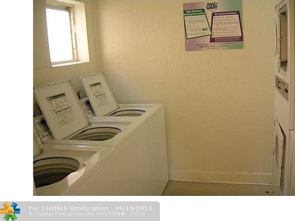 5th image of 760 SE 2nd Ave APT H202