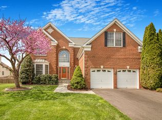 22677 Cricket Hill Ct, Ashburn, VA 20148