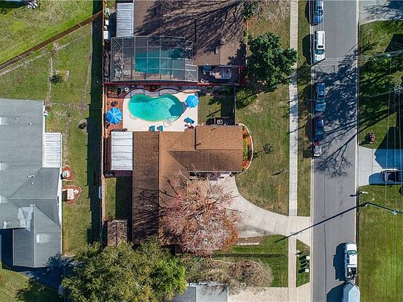 4th image of 117 W Tilden St