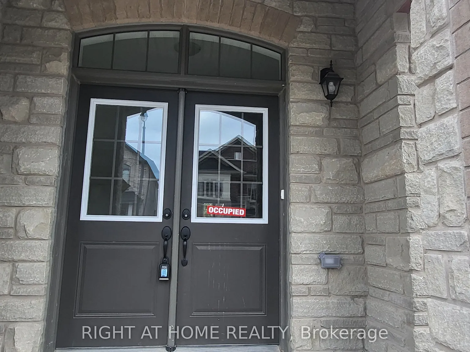 6 bed, $4,100 — Photo 2