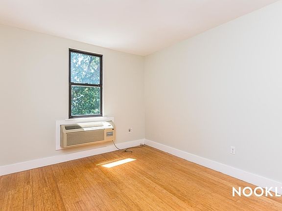 4th image of 834 Metropolitan Ave #3I
