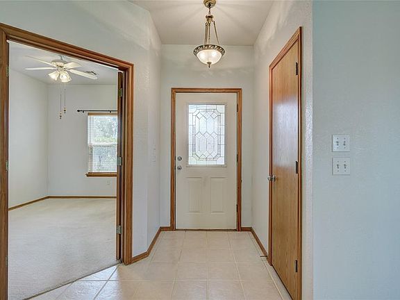 4th image of 635 W Dowden Dr
