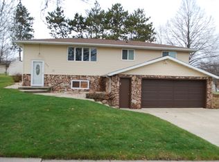 868 Hamilton St, Portage, WI 53901