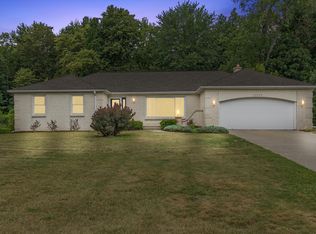 13885 Windemere Dr NW, Grand Rapids, MI 49534