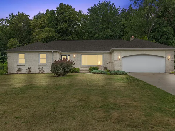 13885 Windemere Dr NW, Grand Rapids, MI 49534