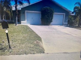 607/609 SE 13th St, Cape Coral, FL 33990