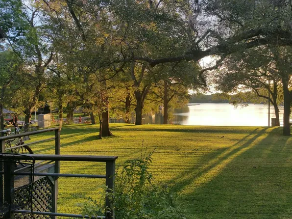 827 Schumanns Beach, New Braunfels, TX 78130