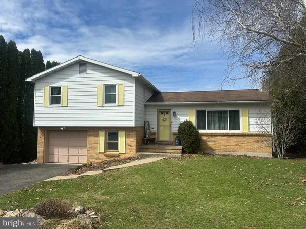 123 Ridge Ave, Centre Hall, PA 16828