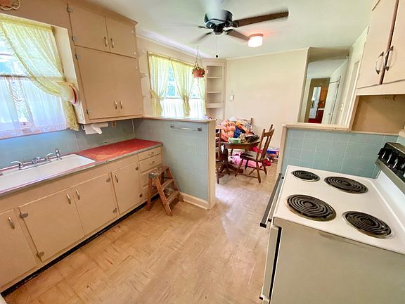 5th image of 790 Elvis Presley Dr