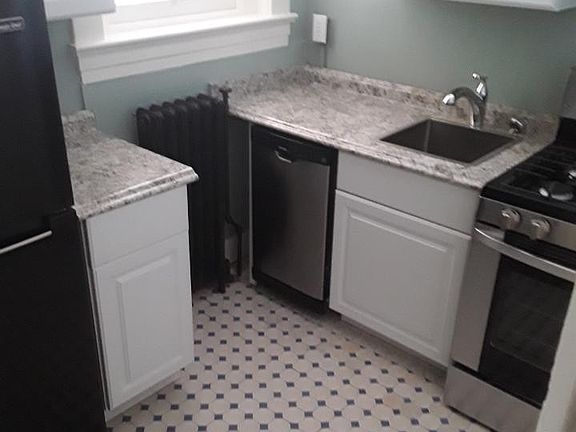 4th image of 1415 S 3rd St APT 5