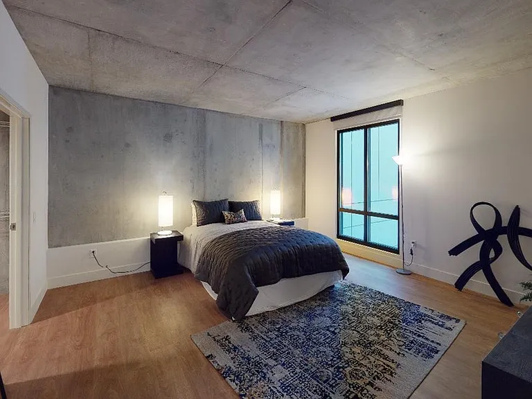 Floor-to-Ceiling Windows Featuring Expansive Views*