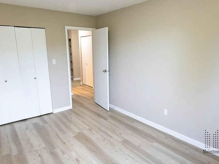 9275 Mary St — Photo 7