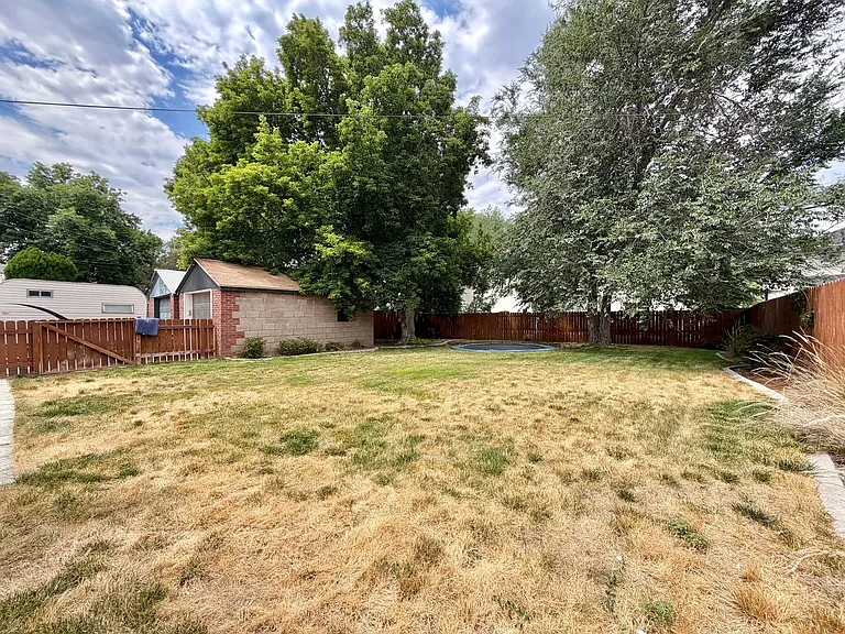 7620 S Jefferson St — Photo 14