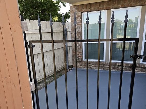 Private courtyard